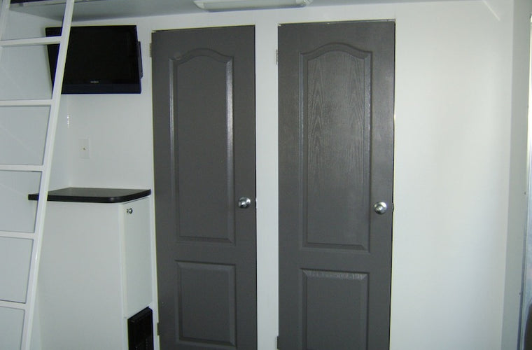 20' V Nose Toy Hauler