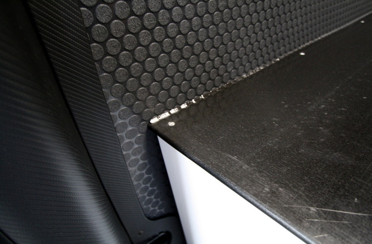 Fox Shox Race Support Van