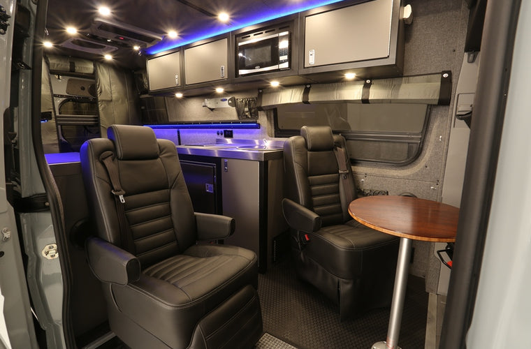 RB Touring Van CM - 170