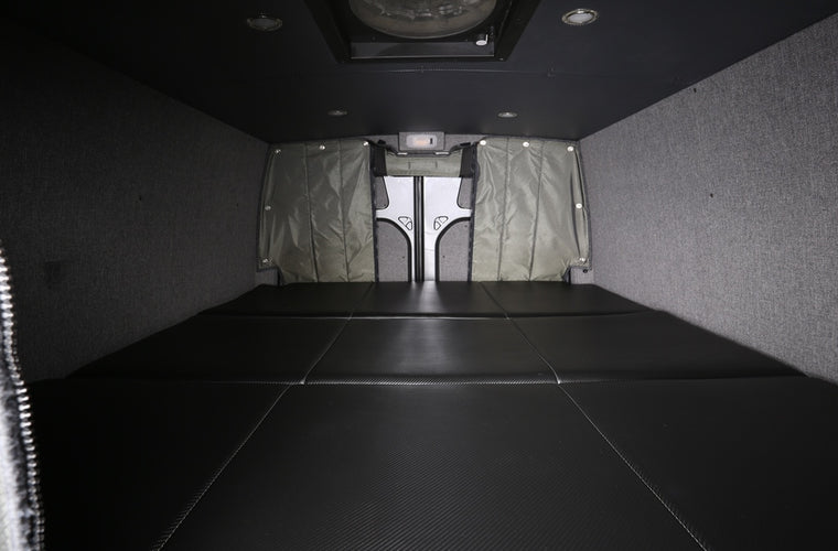 RB Touring Van Sawtooth 02 - 170