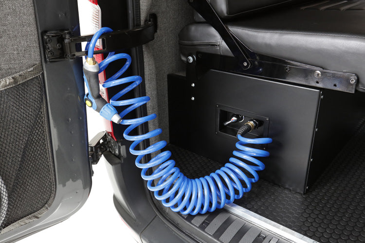 RB Touring Van  - Richie - 144