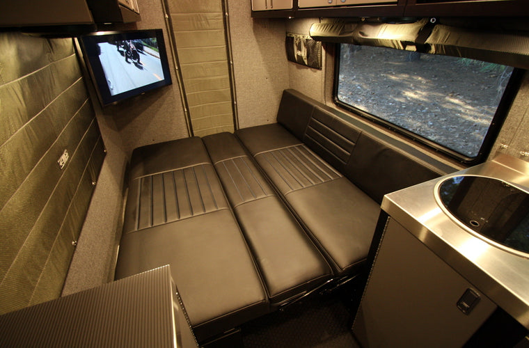 RB Touring Van RS - 170