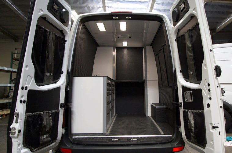 Fox Shox Race Support Van