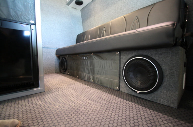 Fox Shox Race Support Van