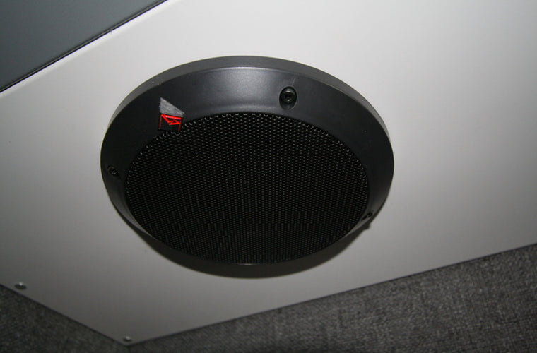 Fox Shox Race Support Van