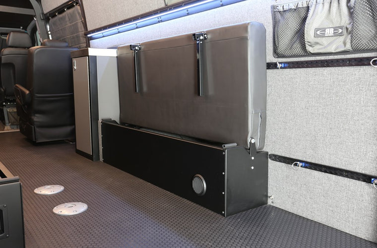 RB Touring Van MF - 170