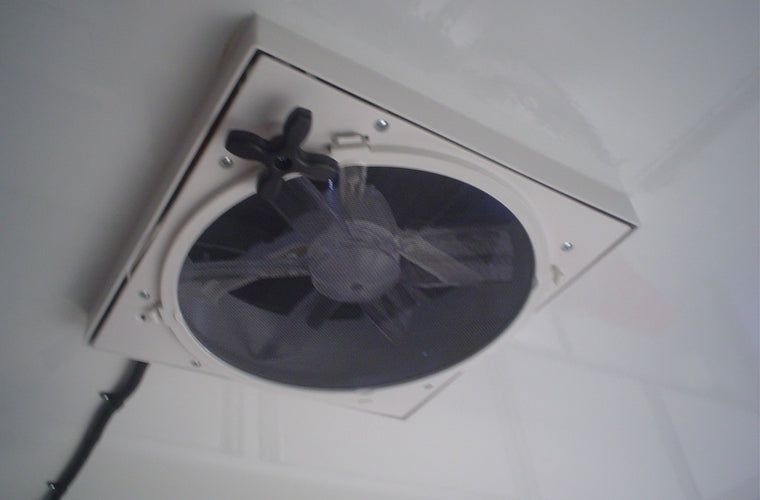 30' Haulmark Stacker