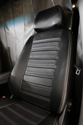 RB Touring Van  - Richie - 144