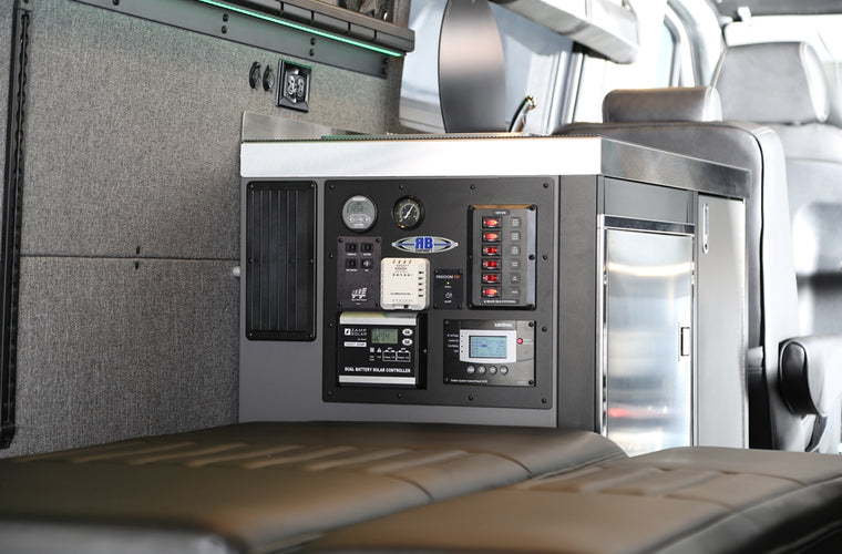 RB Touring Van CM - 170