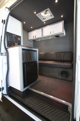 Fox Shox Race Support Van