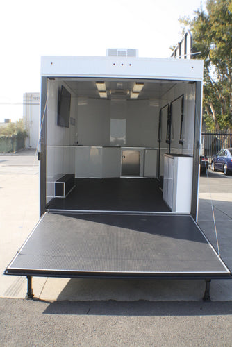 Sulzer Pumps 18' V-Nose Display Trailer