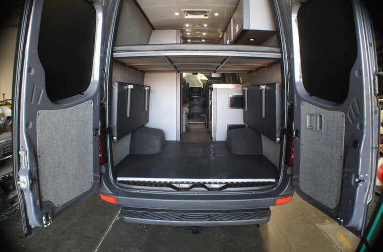 RB Gear Hauler Sawtooth Van 01 - 170