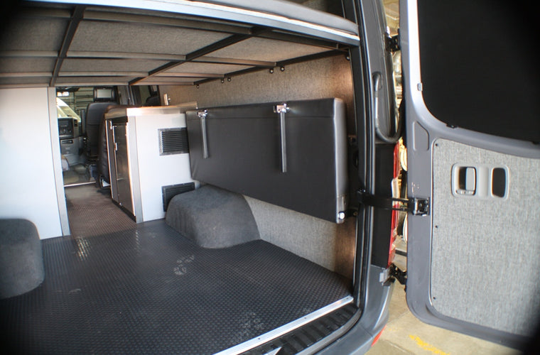 RB Gear Hauler Sawtooth Van 01 - 170