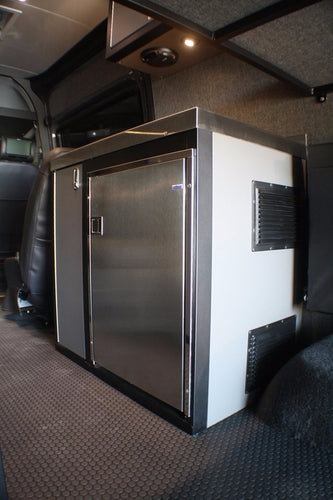 RB Gear Hauler Sawtooth Van 01 - 170